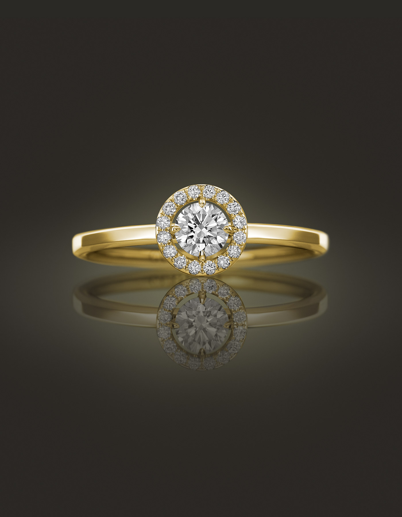 Guinnot Anonymous Halo diamond ring in 18k yellow gold