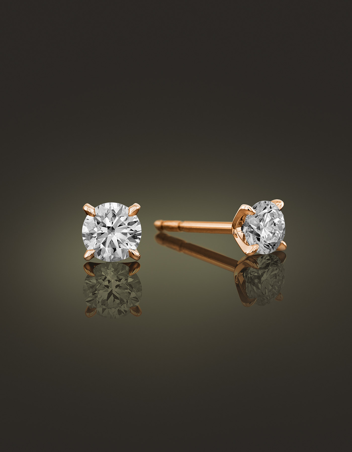 Guinnot Anonymous Solitaire diamond earrings in 18k rose gold